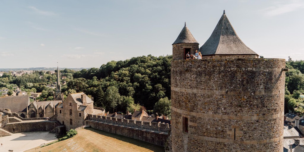 Fougeres y los caminos de granito: una travesía medieval por el corazón verde de la Bretaña Francesa