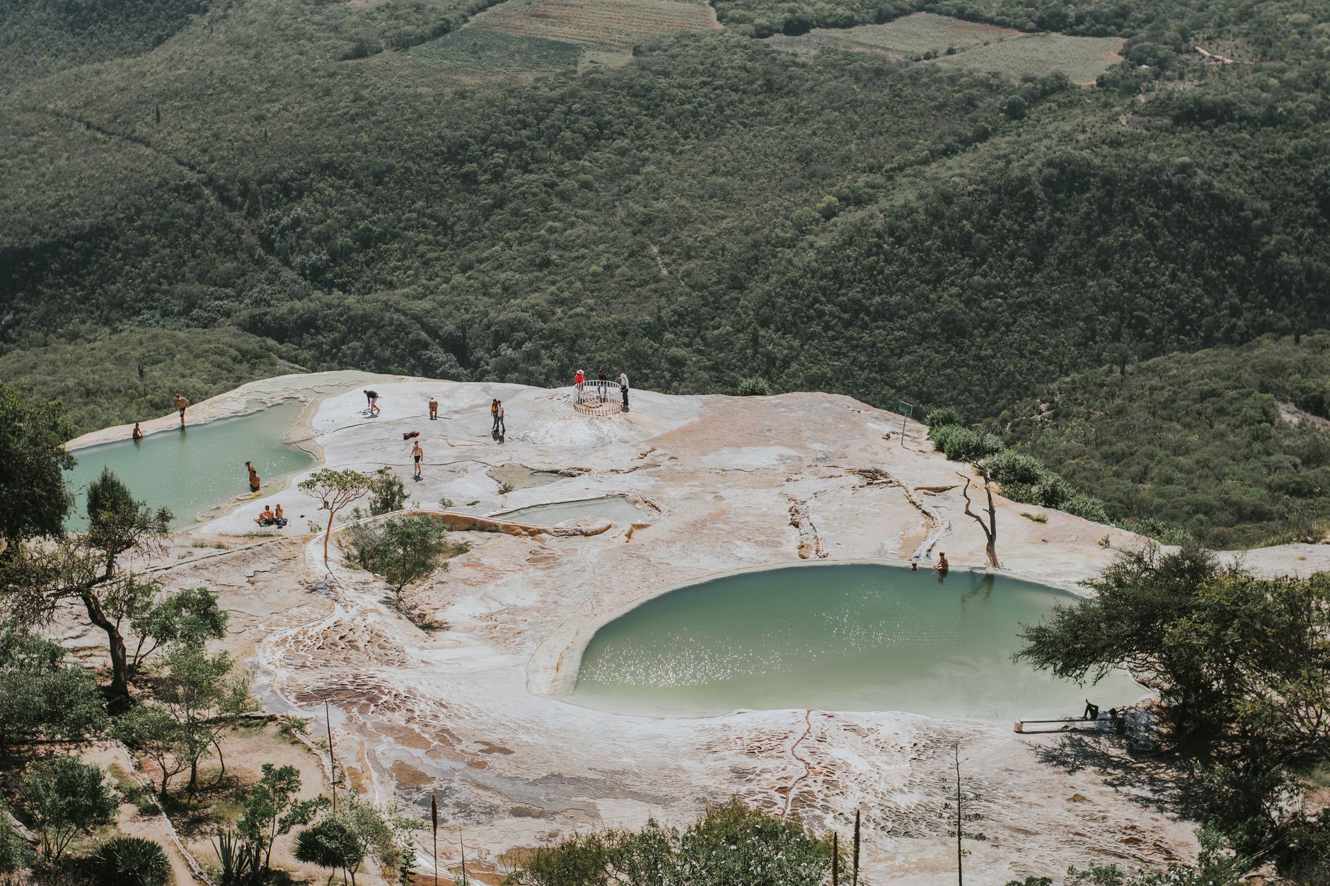 El latido mineral de las aguas de Panticosa: la alquimia termal y el silencio del alto valle de Tena