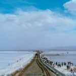 El Ferrocarril Qinghai-Tíbet: Ingeniería del permafrost, logística de oxígeno y la conquista ferroviaria del Techo del Mundo