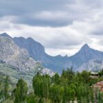 El refugio del rebeco en los Picos de Europa: biología, corredores kársticos y conservación en las alturas cántabras