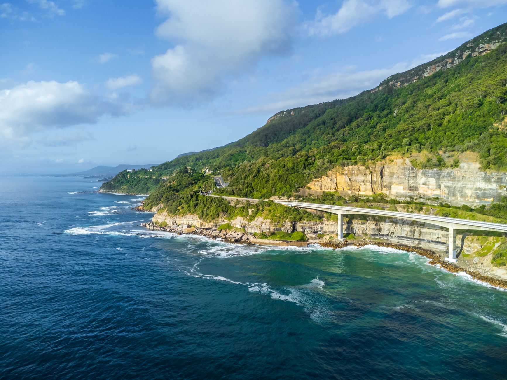 El latido intermodal de la línea ferroviaria y marítima de la Costa de la Isla de Lord Howe: Ingeniería marina y conectividad en el mar de Tasmania