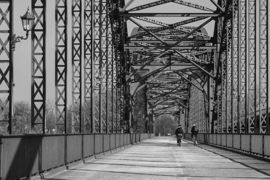 El fluir del Rin en bicicleta: crónica de un viaje lento por la EuroVelo 15