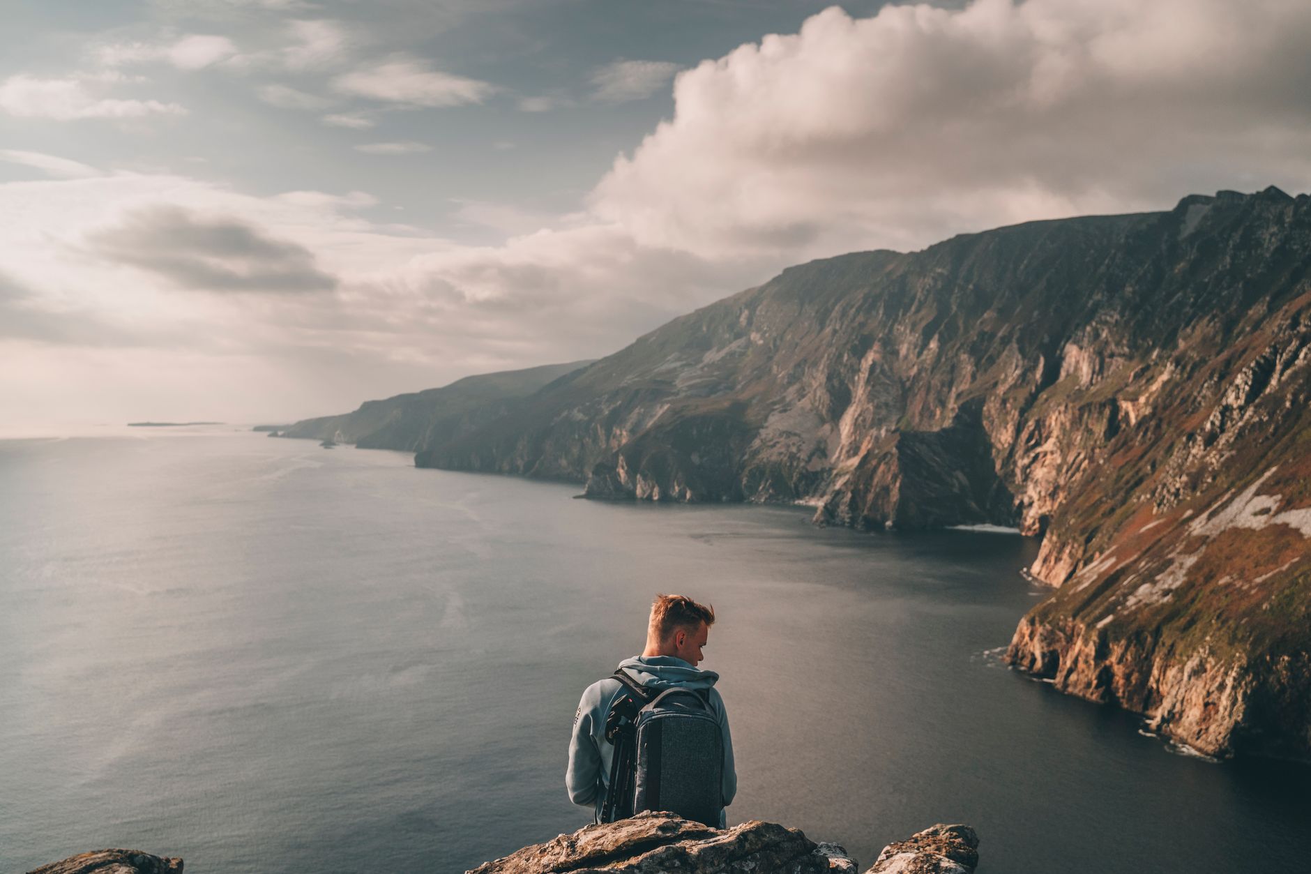 El latido de la costa oeste: Cómo la Wild Atlantic Way redefine la identidad de Irlanda