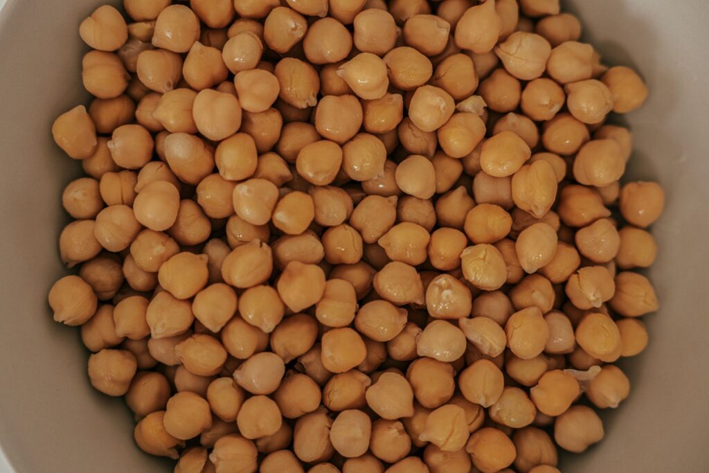 Tiempo de cocido: memoria, piedra y cuchara en la comarca leonesa de la Maragatería