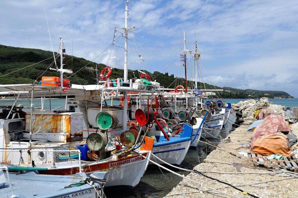 La Travesía del Archipiélago de las Azores en Barco de Línea: Guía de Navegación e Insularidad Oceánica en el Atlántico Medio