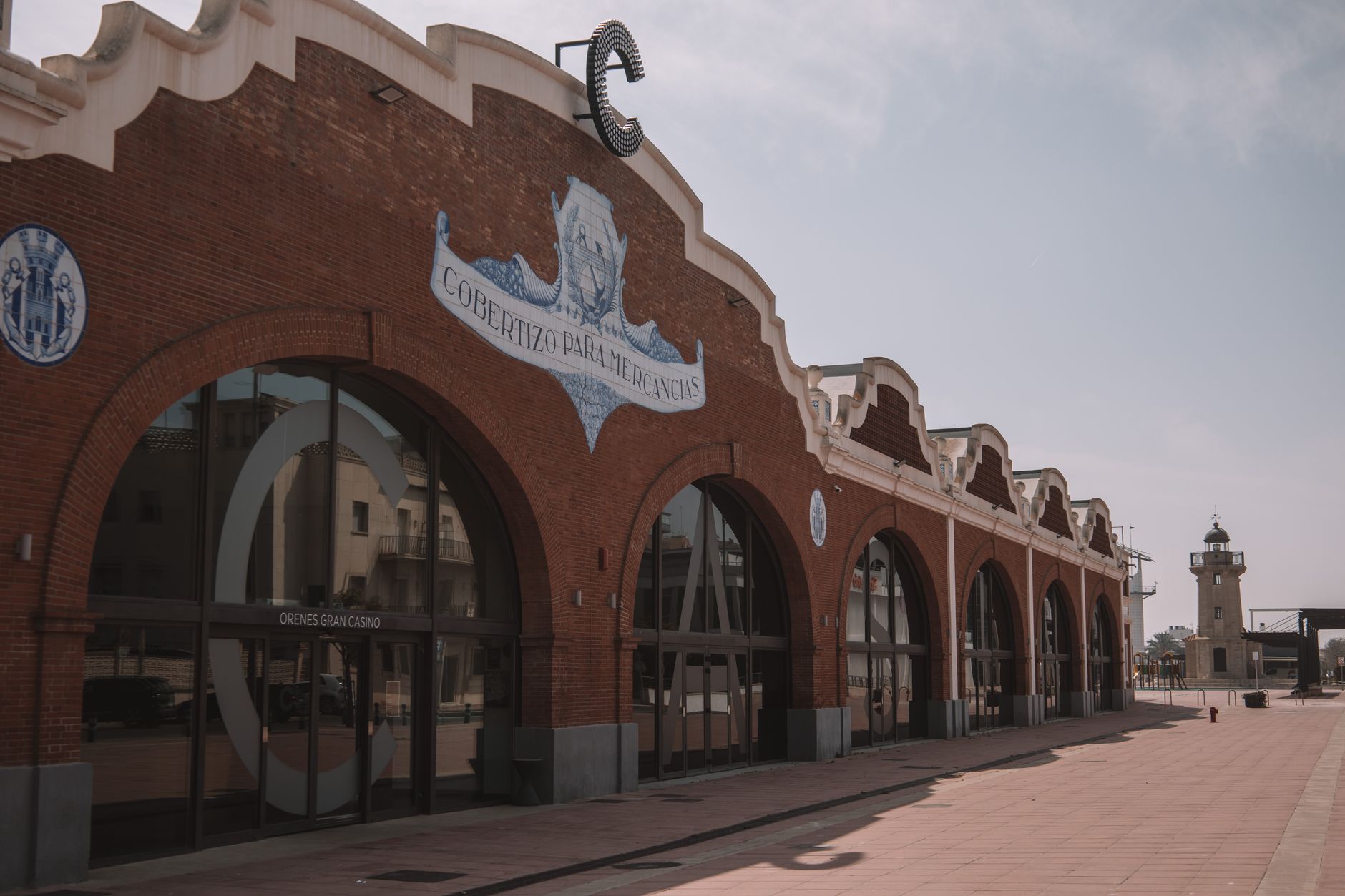 El secreto de la juncia y el estuario: la liturgia del Mercado Central de Castellón y los tesoros de la Plana