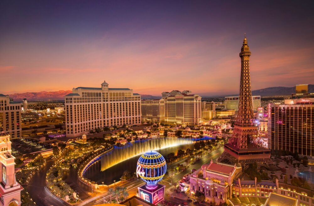 Más allá del neón: el mapa hotelero que redefine la estancia junto al coliseo esférico de Las Vegas