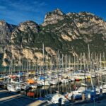El laberinto intermodal del lago de Garda: transbordadores, vientos y la frágil movilidad entre orillas alpestres