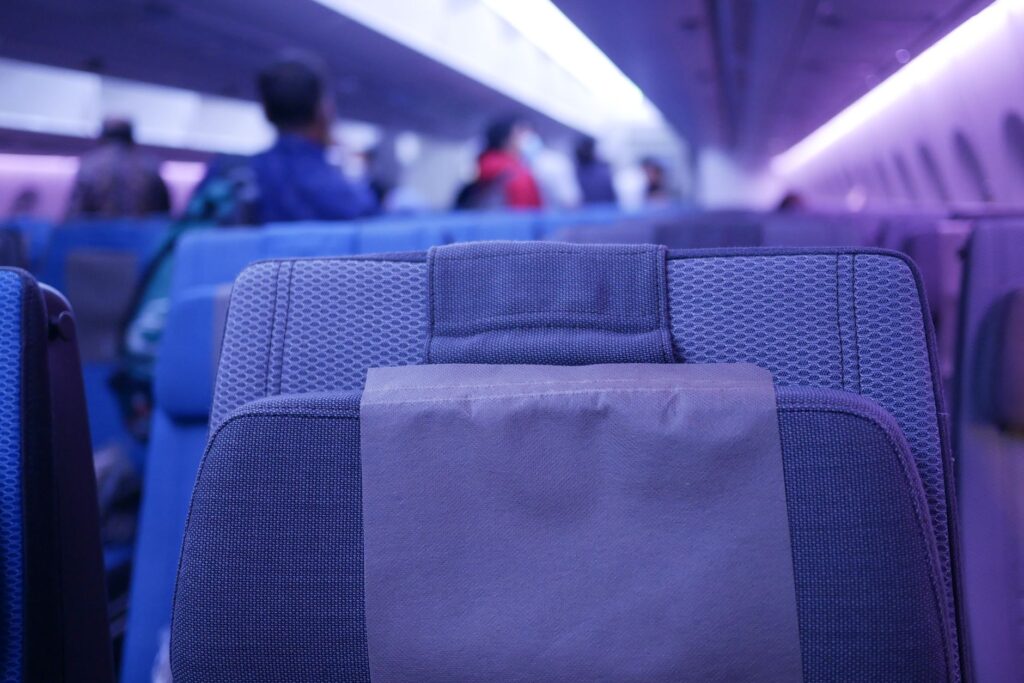 El orden a diez mil metros: anatomía de una revuelta en el aire
