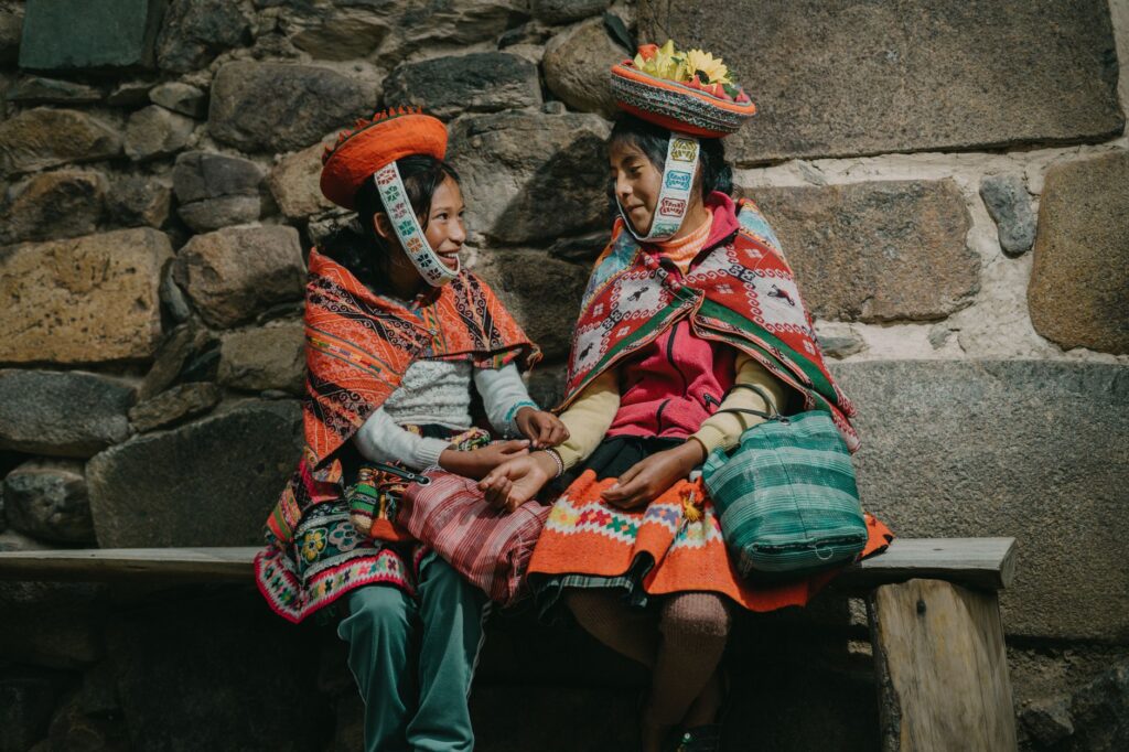 El silencio de las cumbres: Guía de expedición al Circuito de la Cordillera Huayhuash