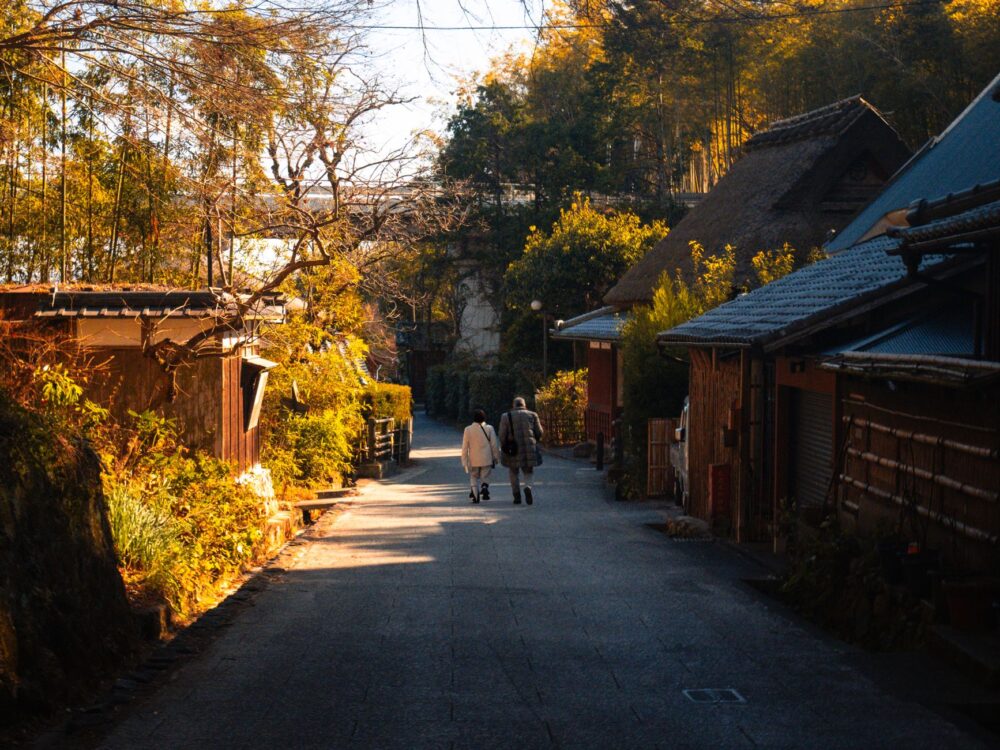 Kioto, barrios de madera: la ciudad que se recorre a pie para no romper su ritmo