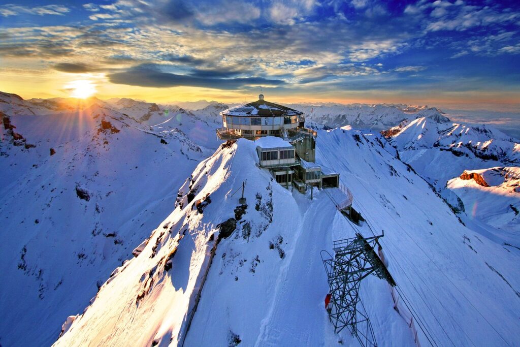 Suiza: el ferrocarril rético, un viaje entre túneles, viaductos y nieve