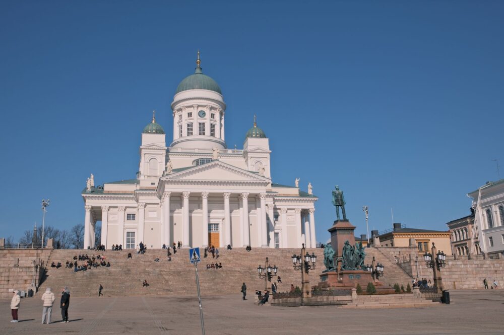 Helsinki, donde el diseño se vive en la calle: una guía de arquitectura cotidiana en Finlandia