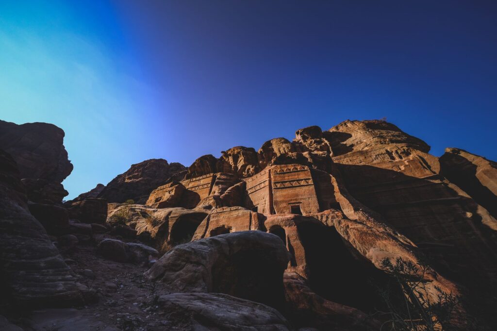 Petra, la ciudad tallada en la roca que resiste al tiempo en Jordania