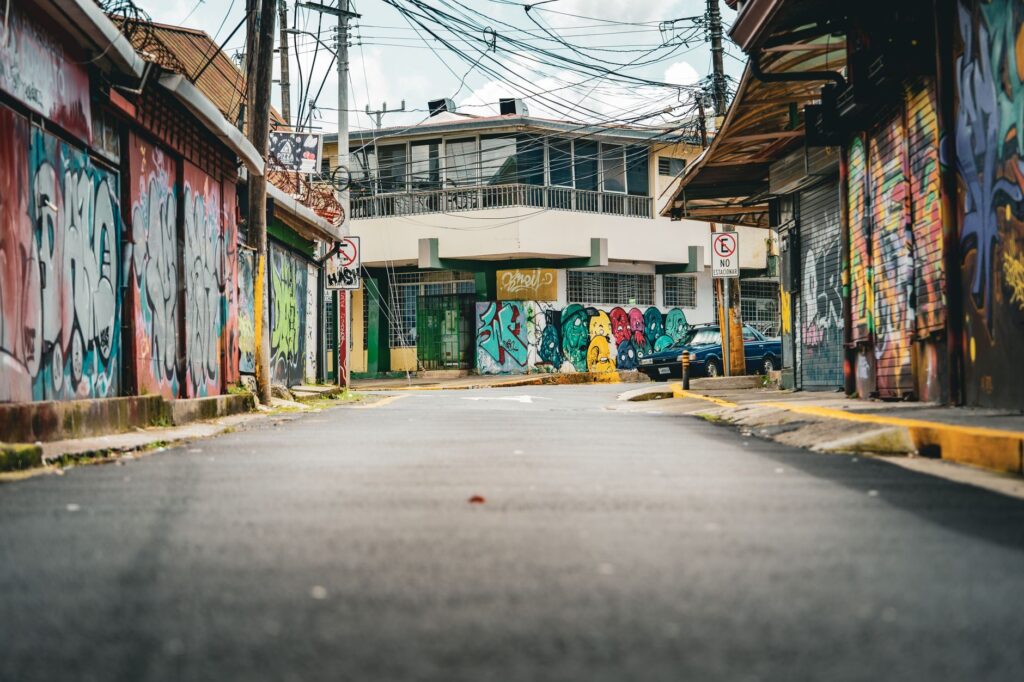 Ipís, Costa Rica: caminar el borde de San José entre cafetales y quebradas