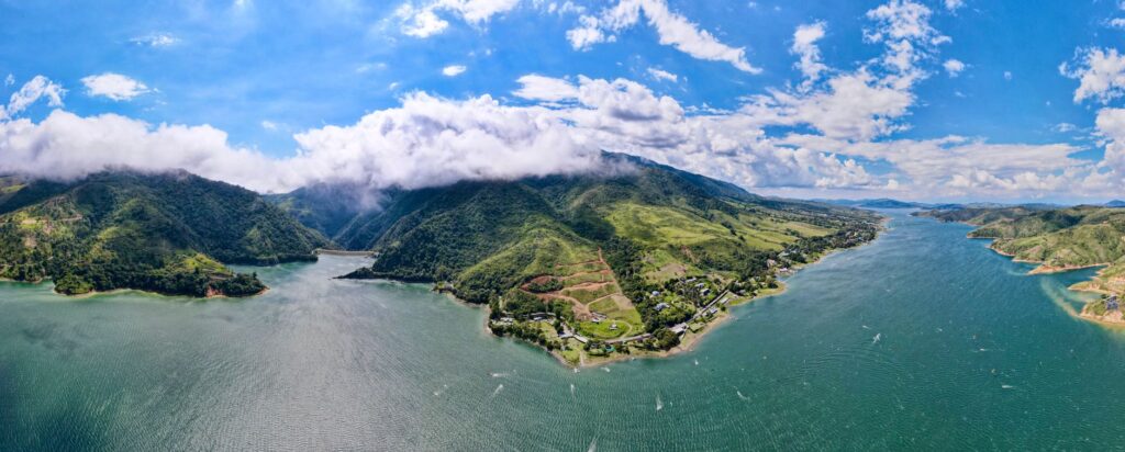 Popayán y las rutas fluviales de Colombia: corrientes, clima y cultura anfibia