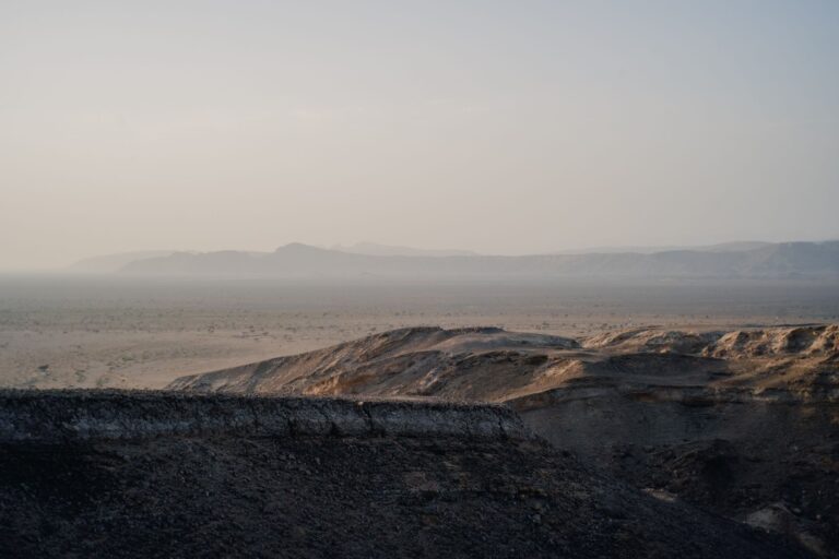 ‘Ibrī, Oman: Reading the Sea from an Inland Plateau