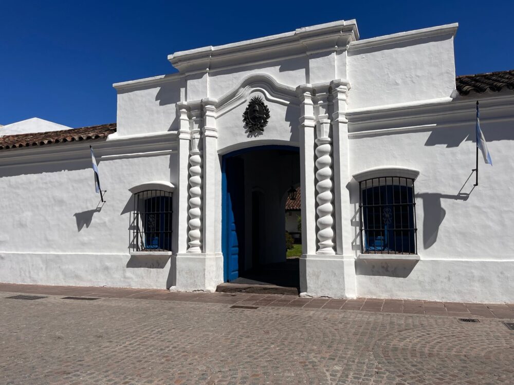 San Salvador de Jujuy, Argentina: la ciudad andina donde la historia cotidiana se refugia en los zaguanes coloniales