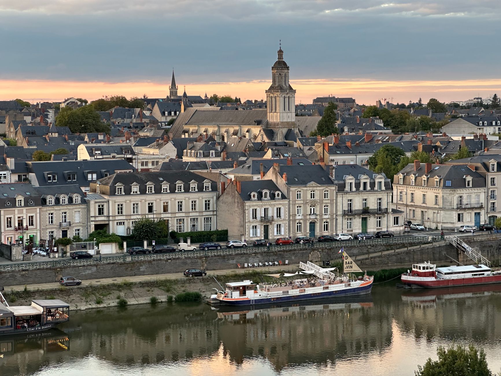Angers, Francia: navegar el Maine con las corrientes, el clima y el ecosistema bajo control