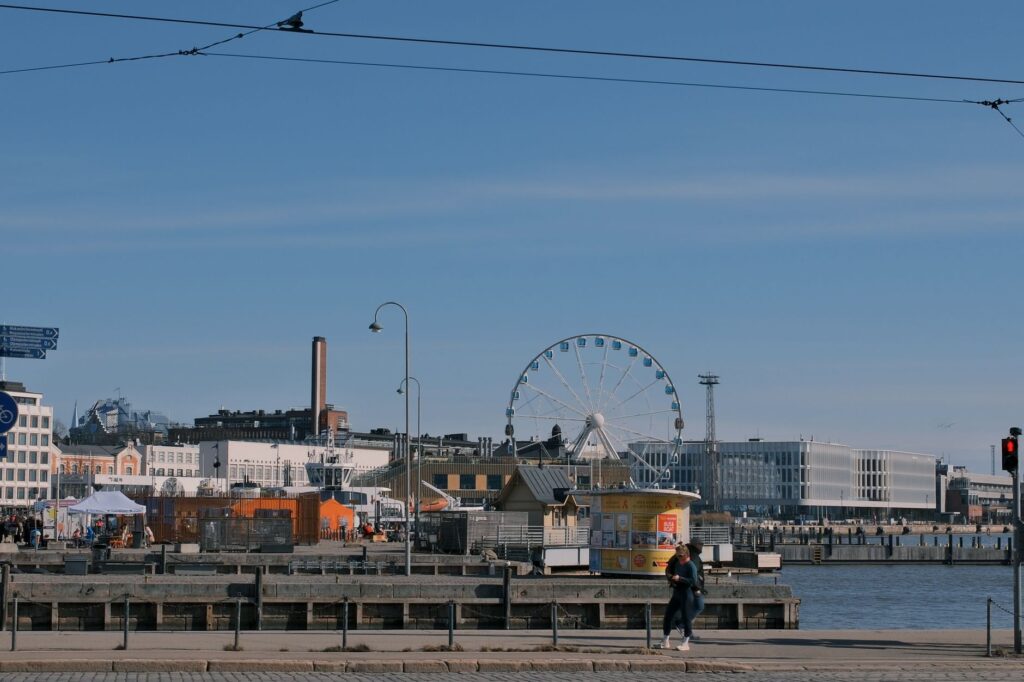 Helsinki, donde el diseño se vive en la calle: una guía de arquitectura cotidiana en Finlandia