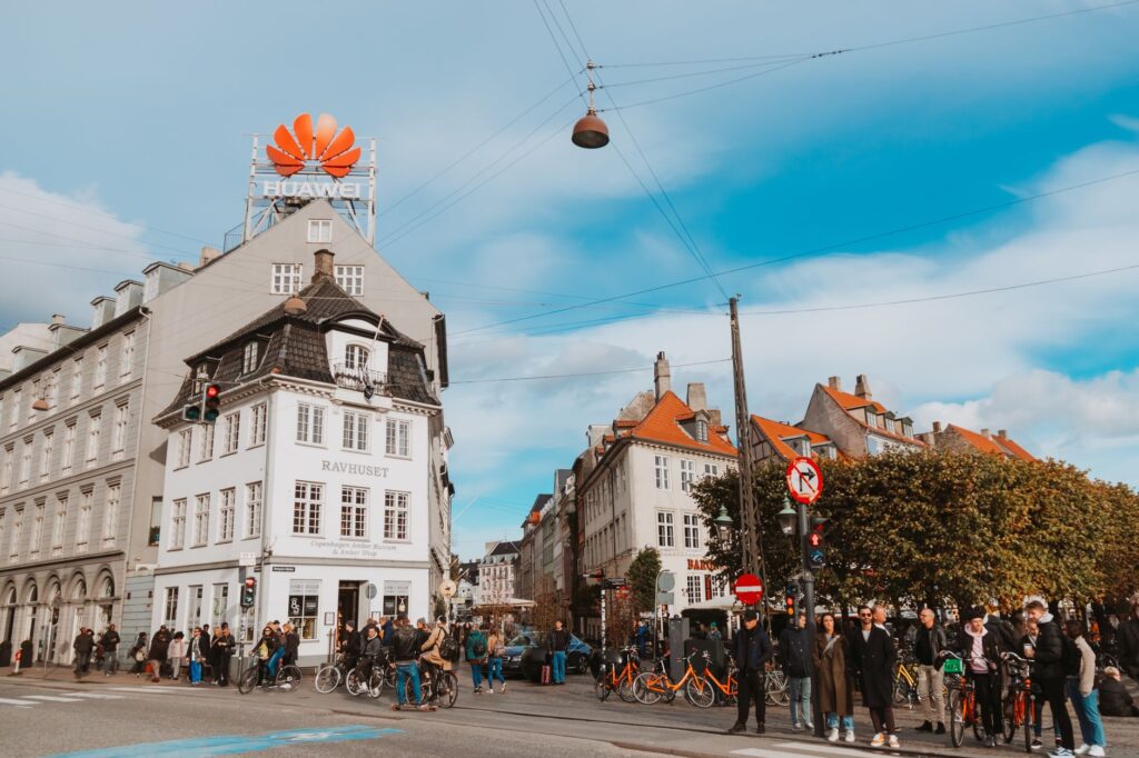 Copenhague, Dinamarca: la ciudad que se rediseña para que la bici y el peatón compartan el espacio sin conflictos