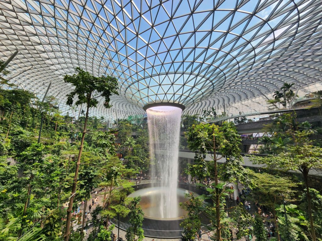 Changi, el aeropuerto de Singapur donde la escala se planifica como un viaje
