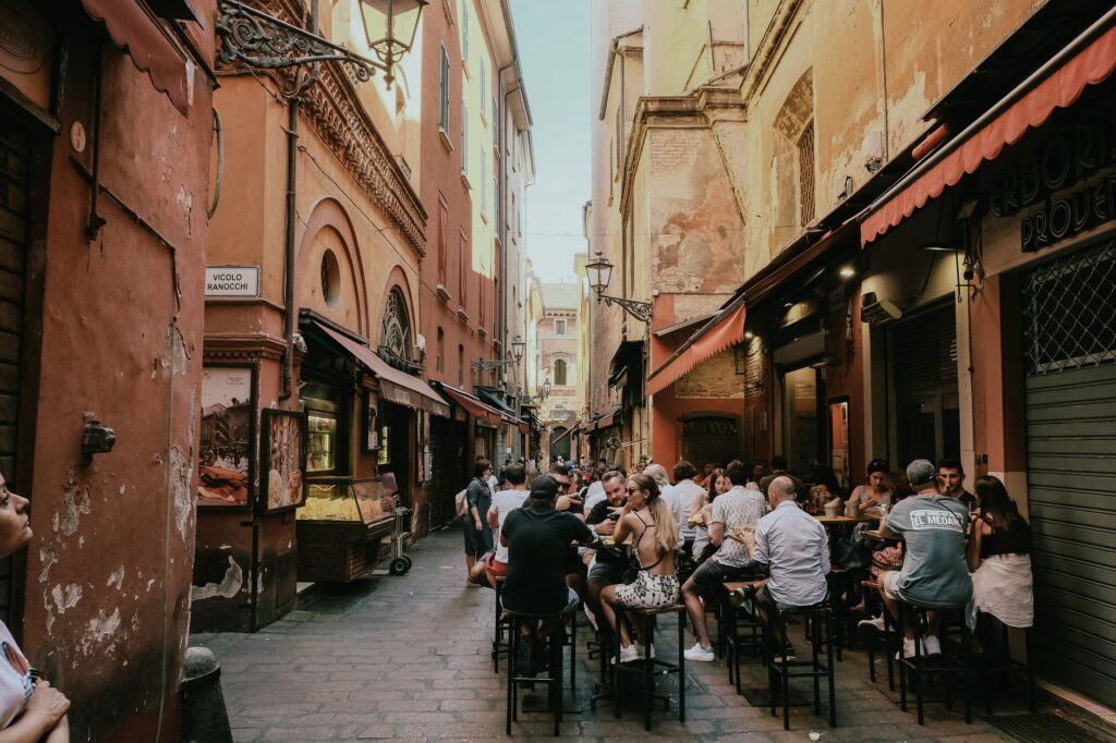 Bolonia, Italia: la ciudad que se recorre a cubierto bajo 62 kilómetros de pórticos