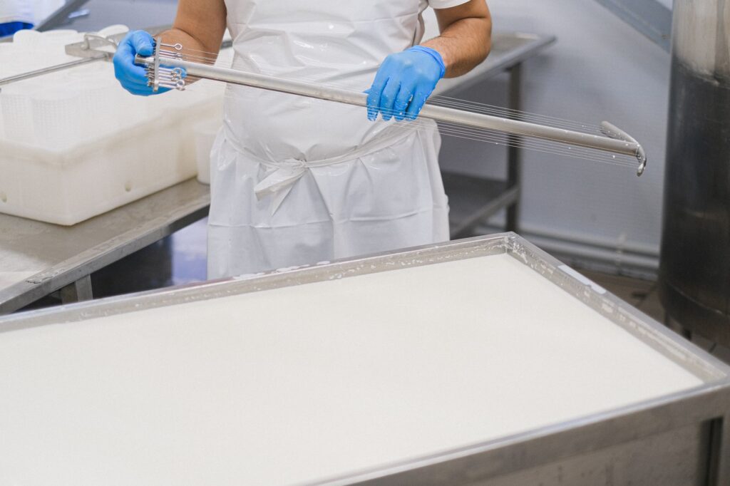 La despensa que se lee a ciegas: el queso de oveja de Idaho que se vende sin etiqueta