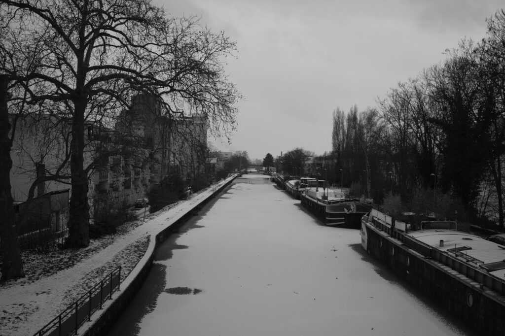 París 19, Buttes-Chaumont: la estación de Ourcq y el París que madruga
