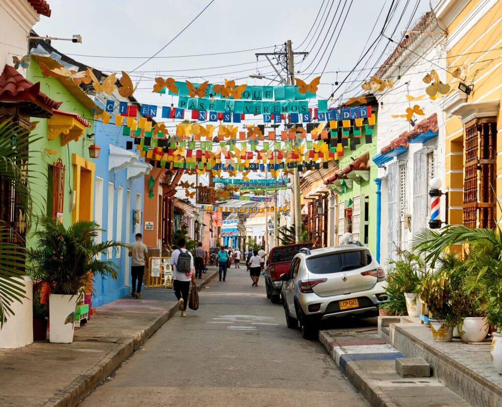Cartagena de Indias: murallas que sostienen la memoria viva del Caribe colombiano