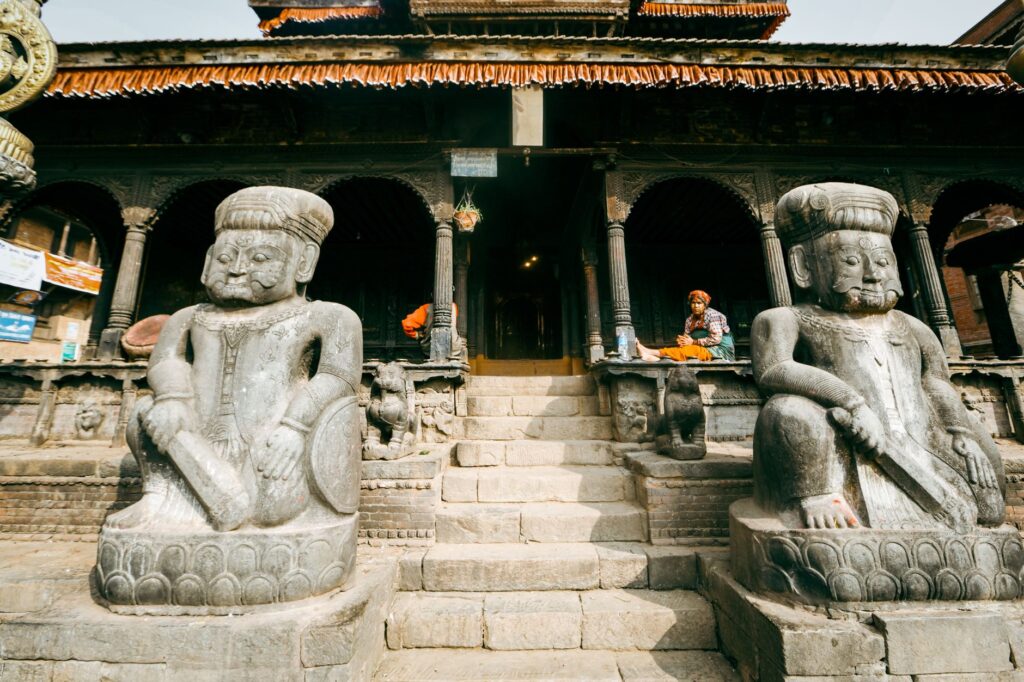 Panauti, Nepal: preparar el senderismo entre tejados de madera y caminos de tierra