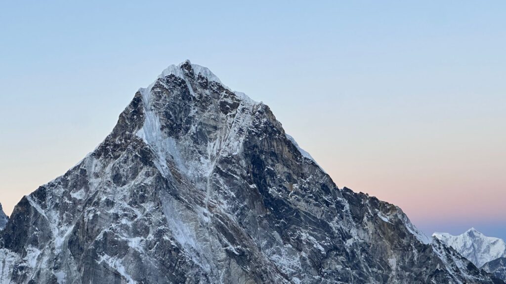 Sagarmatha, el parque nacional de Nepal donde el Everest se protege con cultura sherpa