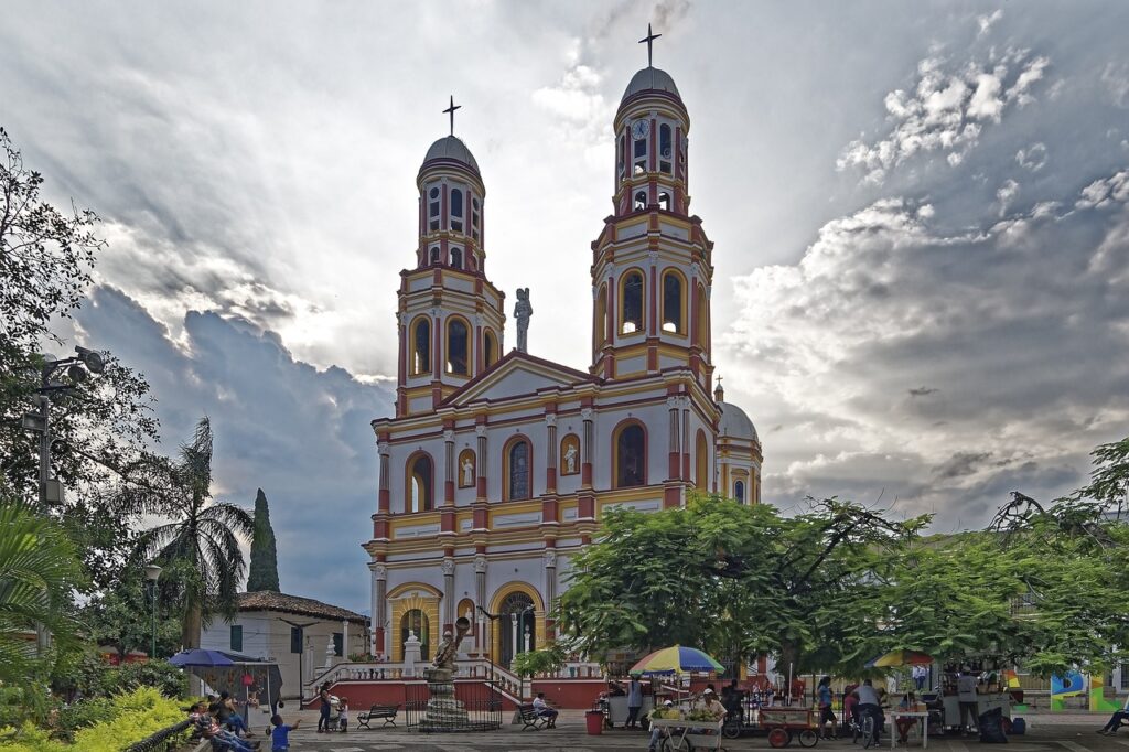Villavicencio, Colombia: una guía para leer su arte y su memoria en el llano