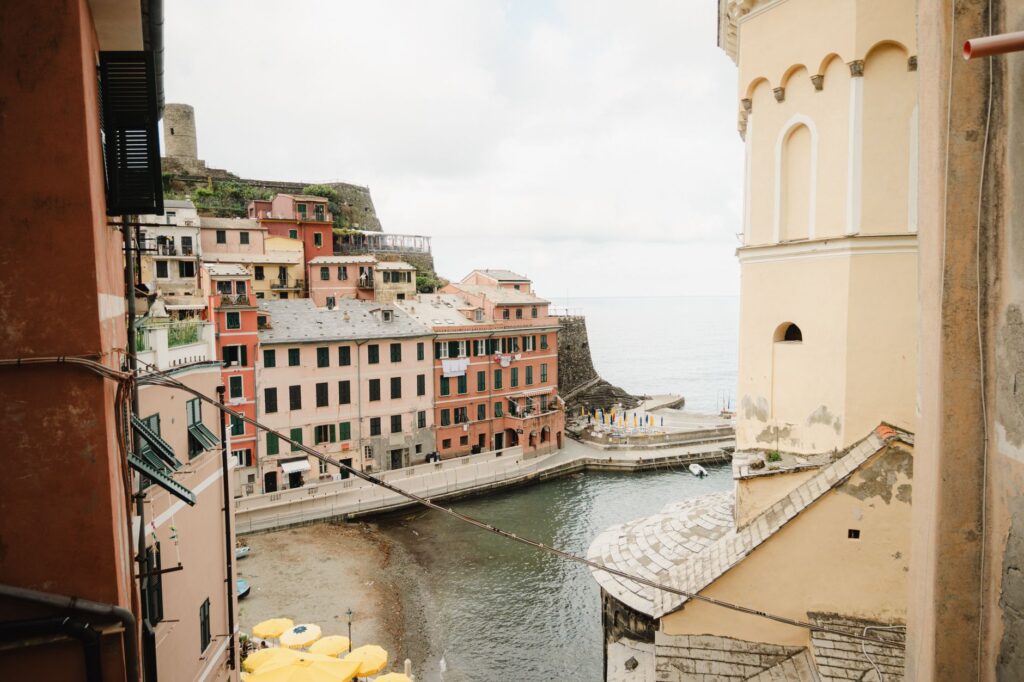 Cinque Terre, Italia: los pueblos colgados que aprendieron a sostener la montaña