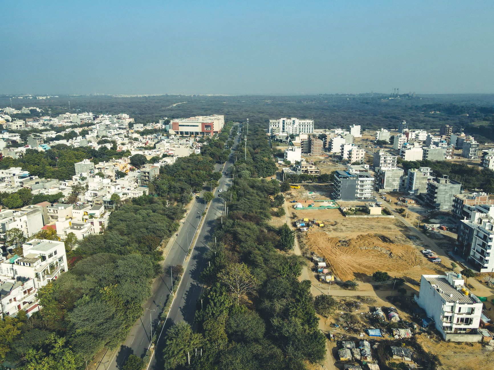 Faridabad, India: la ciudad industrial que redescubre su memoria entre fábricas y huertos