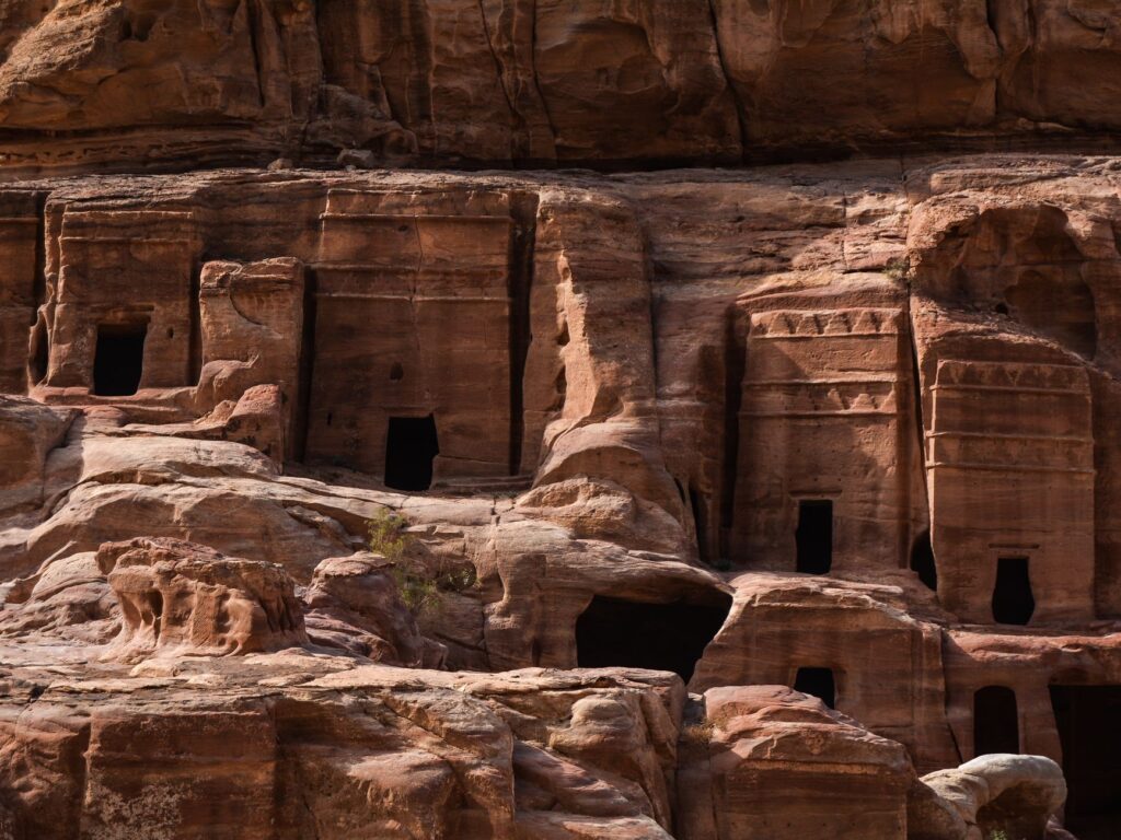 Petra, la ciudad tallada en la roca que resiste al tiempo en Jordania