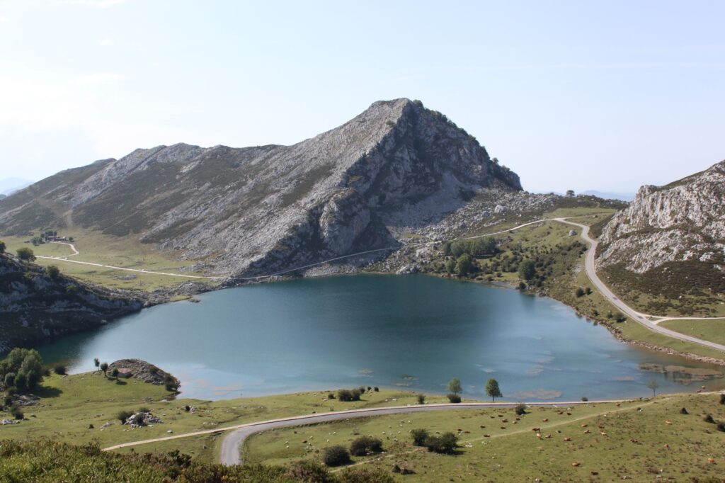 Picos de Europa, España: caminar despacio por la montaña que se comparte con pastores