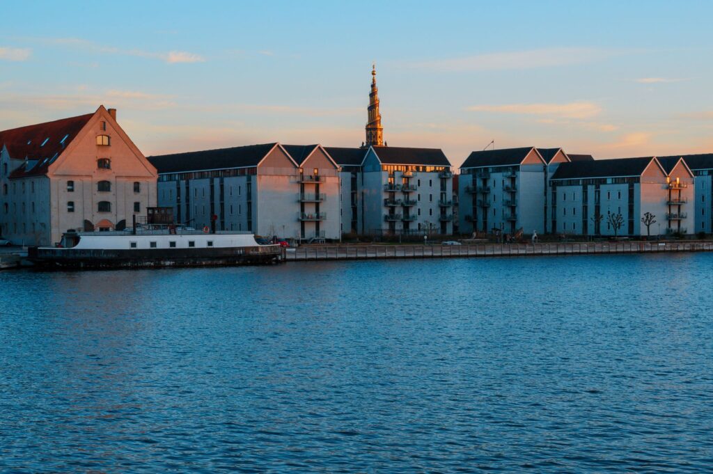 Copenhague pedalea hacia un futuro sin humo: así se vive la movilidad activa en Dinamarca