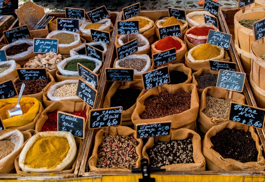Montpellier, Francia: la ciudad que envejece entre piedras doradas y aulas jóvenes