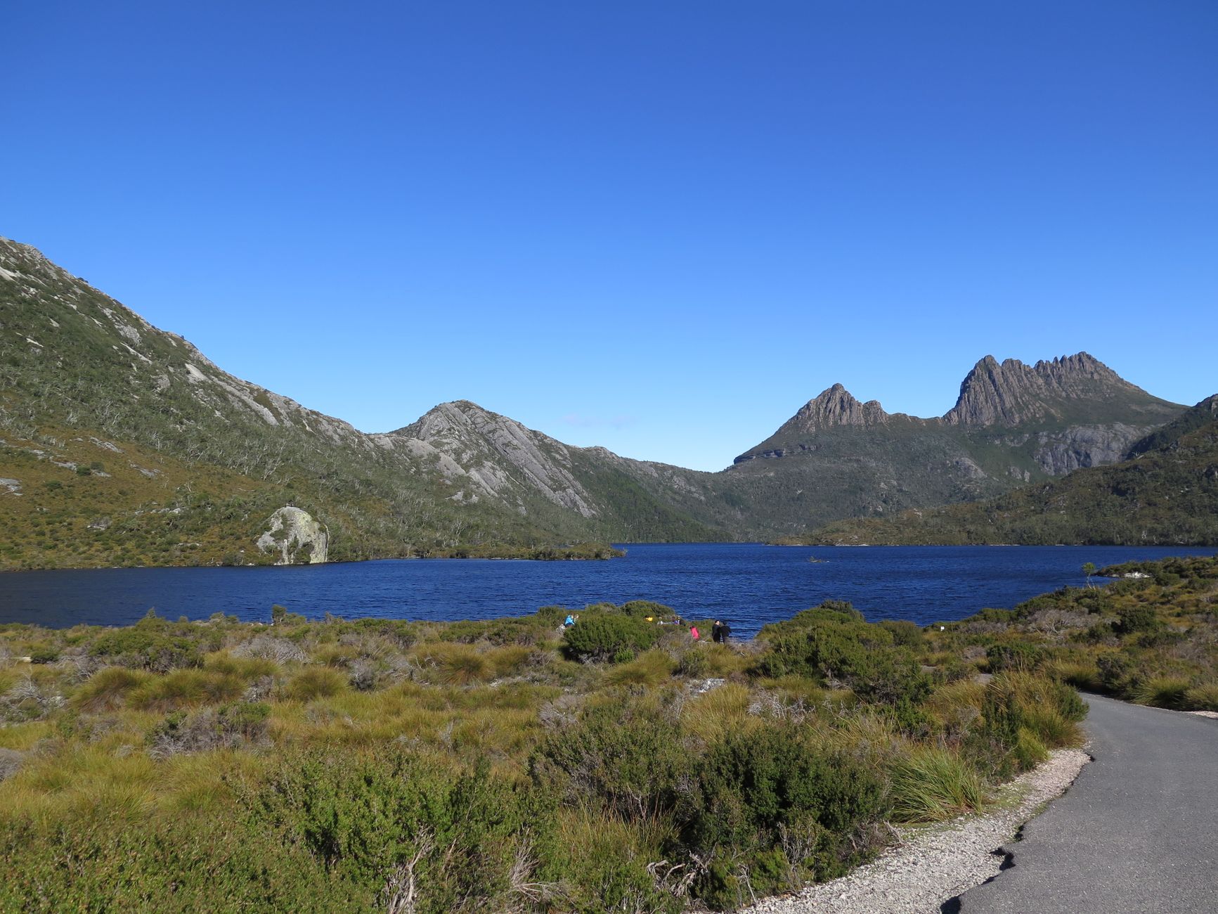 Tasmania sin coche: cómo la isla australiana teje una red de autobuses, ferris y senderos para explorar sus parques