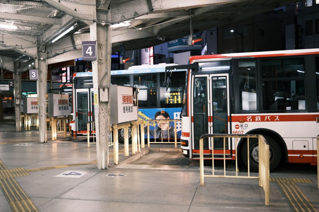 Tasmania sin coche: cómo la isla australiana teje una red de autobuses, ferris y senderos para explorar sus parques