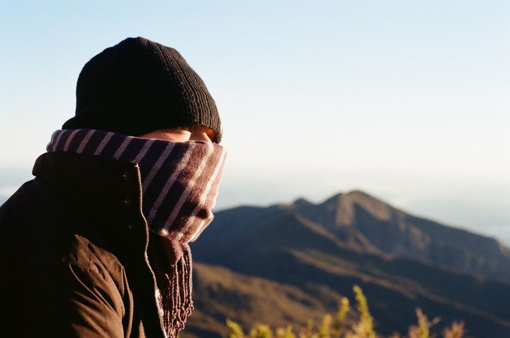 La atención como forma de viaje: mirar sin poseer