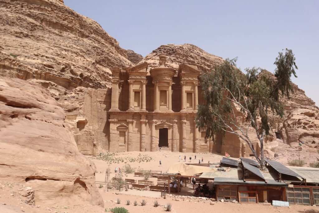 Petra, Jordania: cómo recorrer la ciudad nabatea sin dañar la roca