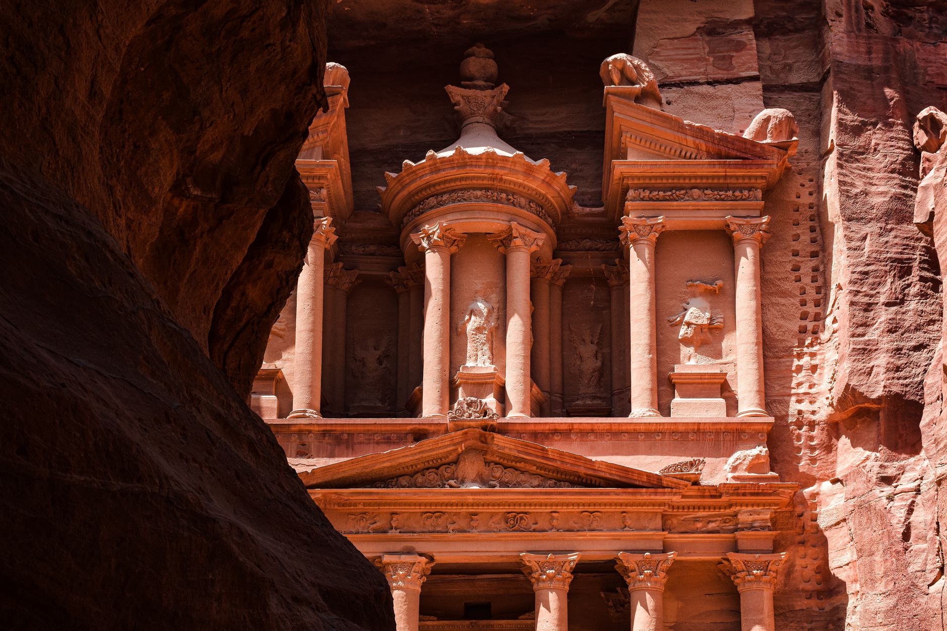 Petra, la ciudad tallada en la roca que resiste al tiempo en Jordania