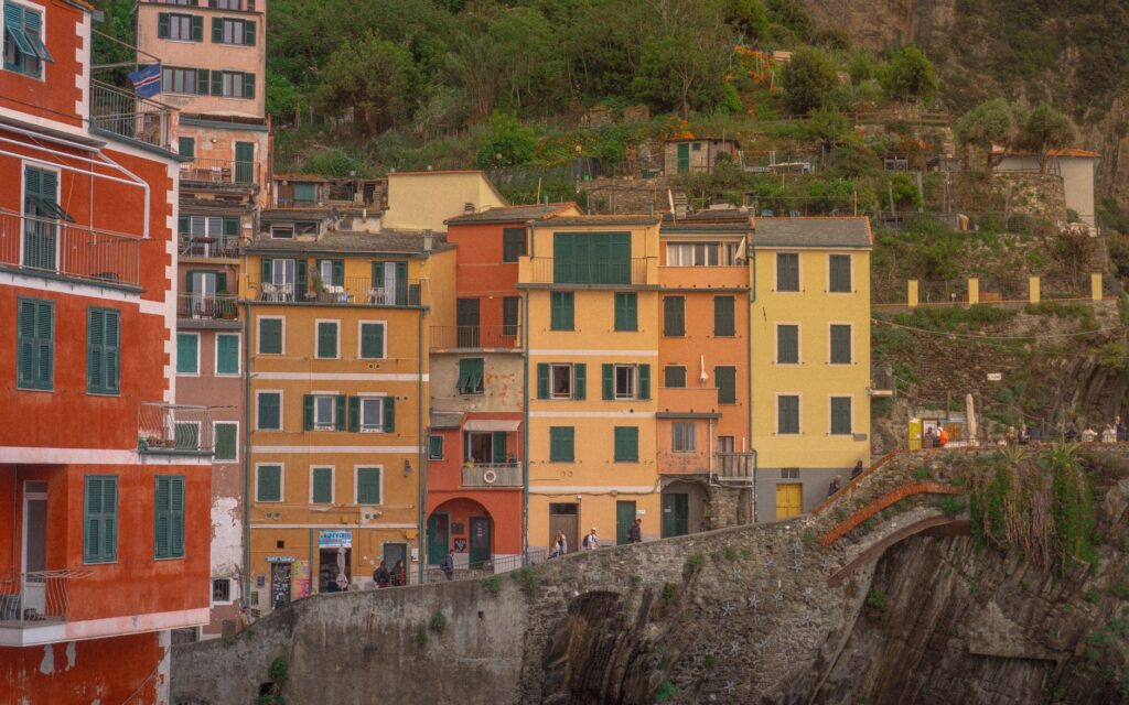 Cinque Terre, Italia: la vida cotidiana entre terrazas de piedra seca y mar