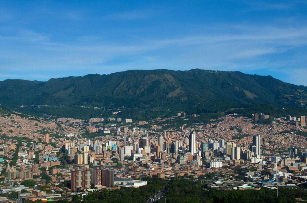 Ibagué, Colombia: la ciudad que se lee en sus ritmos y talleres