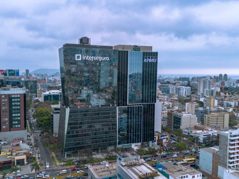 Breña, Peru: A Lima District Told Through Its Markets and Streets