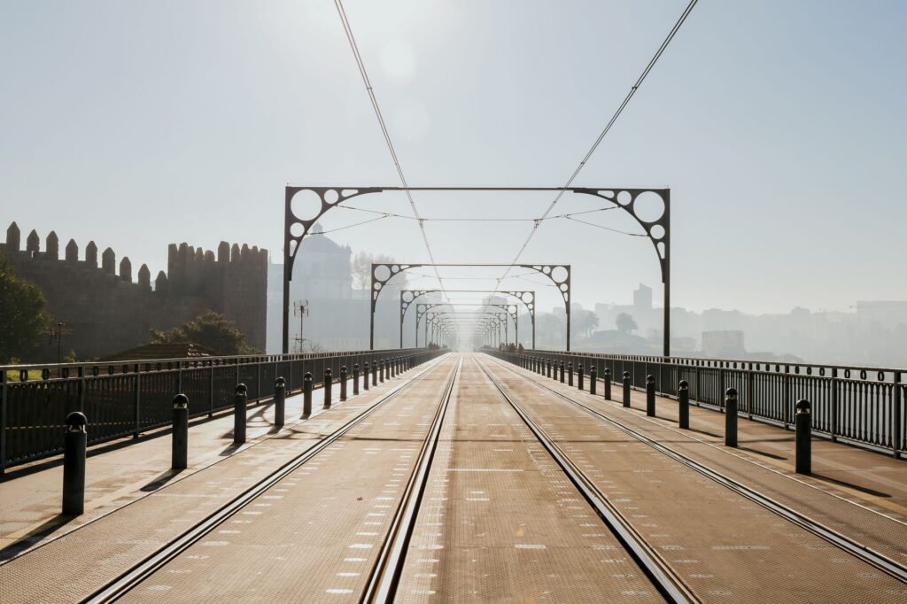 Paranhos, Portugal: el pulso ferroviario que vertebra la vida cotidiana entre el pasado y el futuro