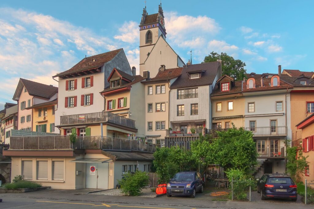 Emmen, Suiza: la vida cotidiana en una localidad que crece junto al agua