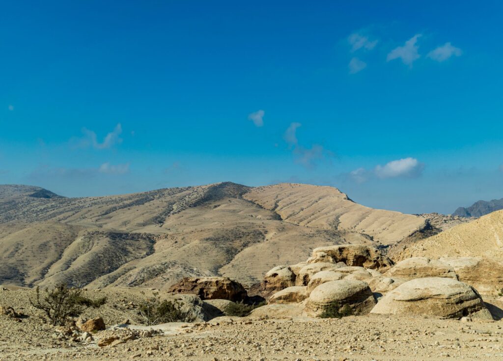 Az̧ Z̧ulayl, Jordania: el agua que sostiene la estepa y el arte de visitarla sin dañarla